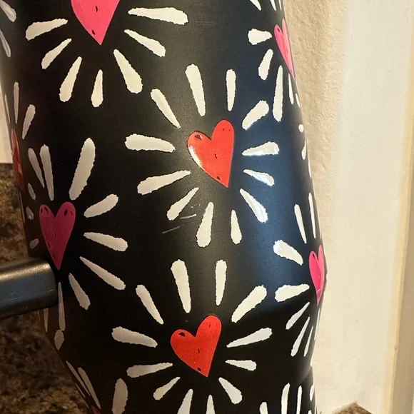 Hydrojug 40oz HEARTS - Picture 4 of 12
